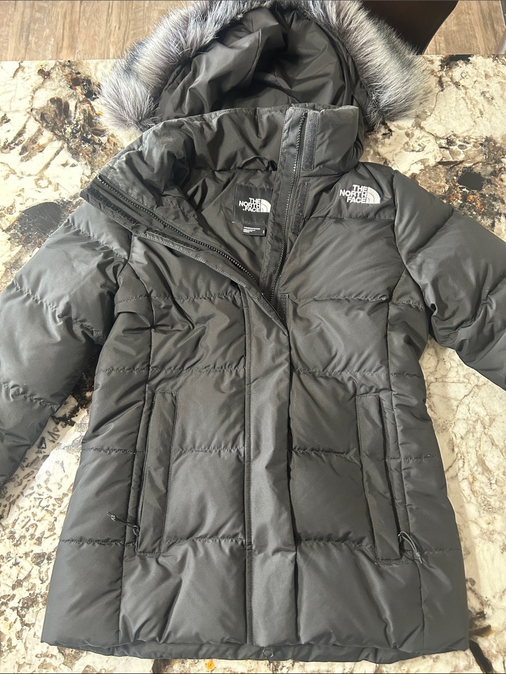 The North Face Women's Black Quilted Puffer Parka with Faux-Fur Trim Hood